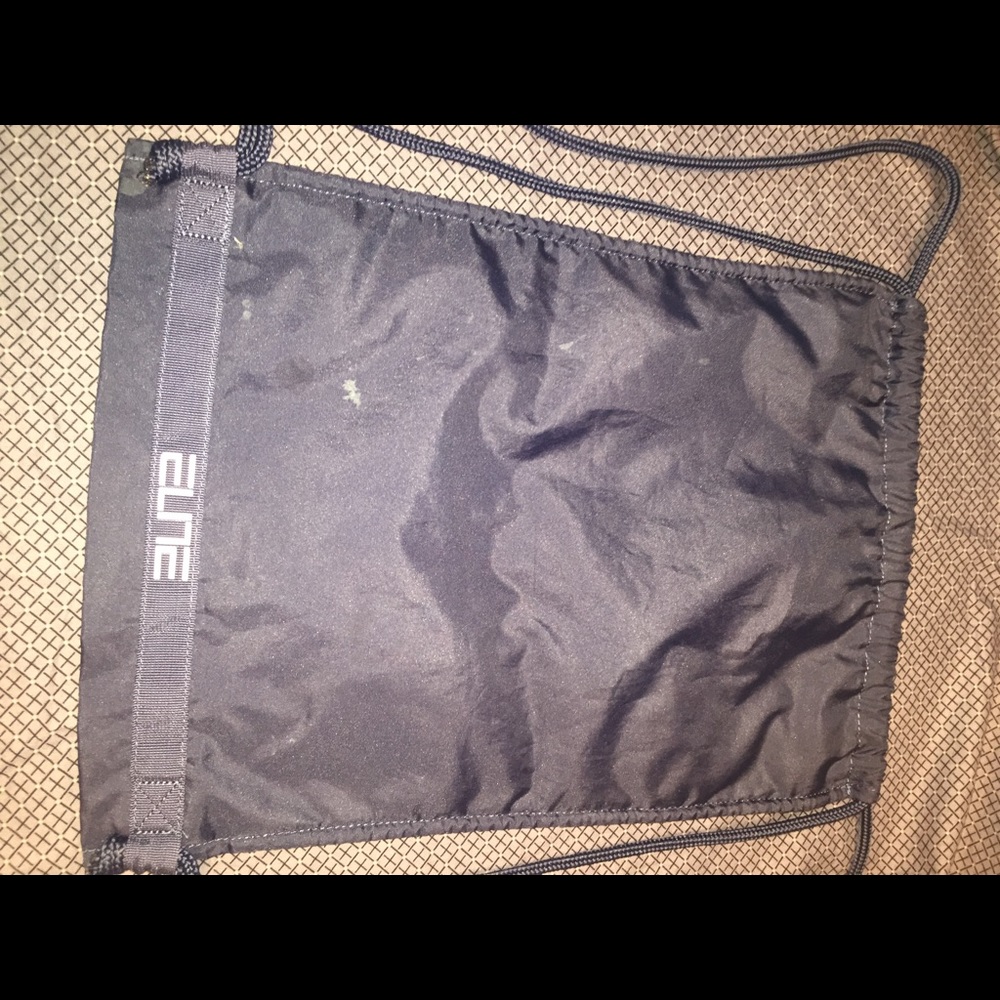 Nike Cinch Sack - Picture 3 of 6